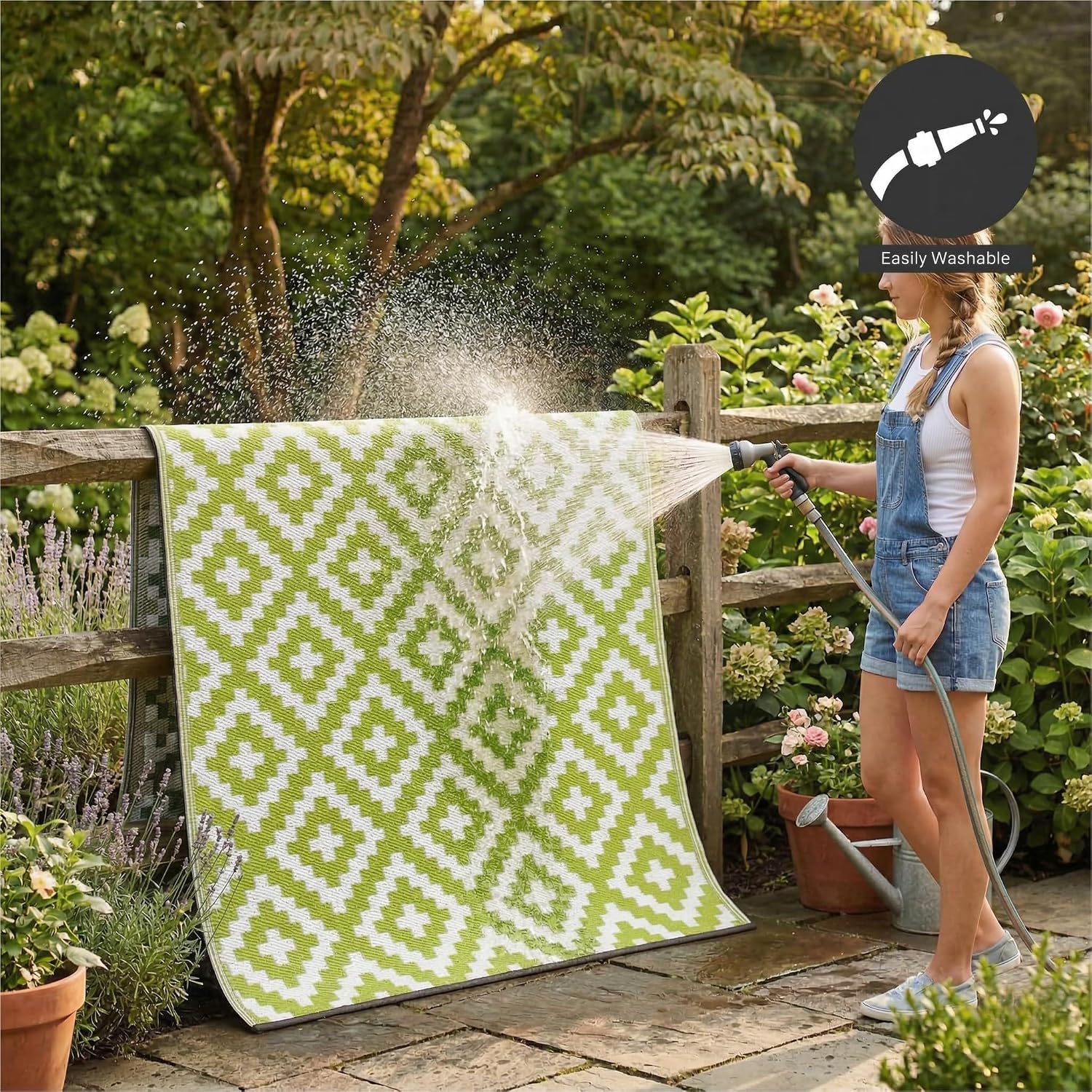 5x8 Green White Aztec Outdoor Rug