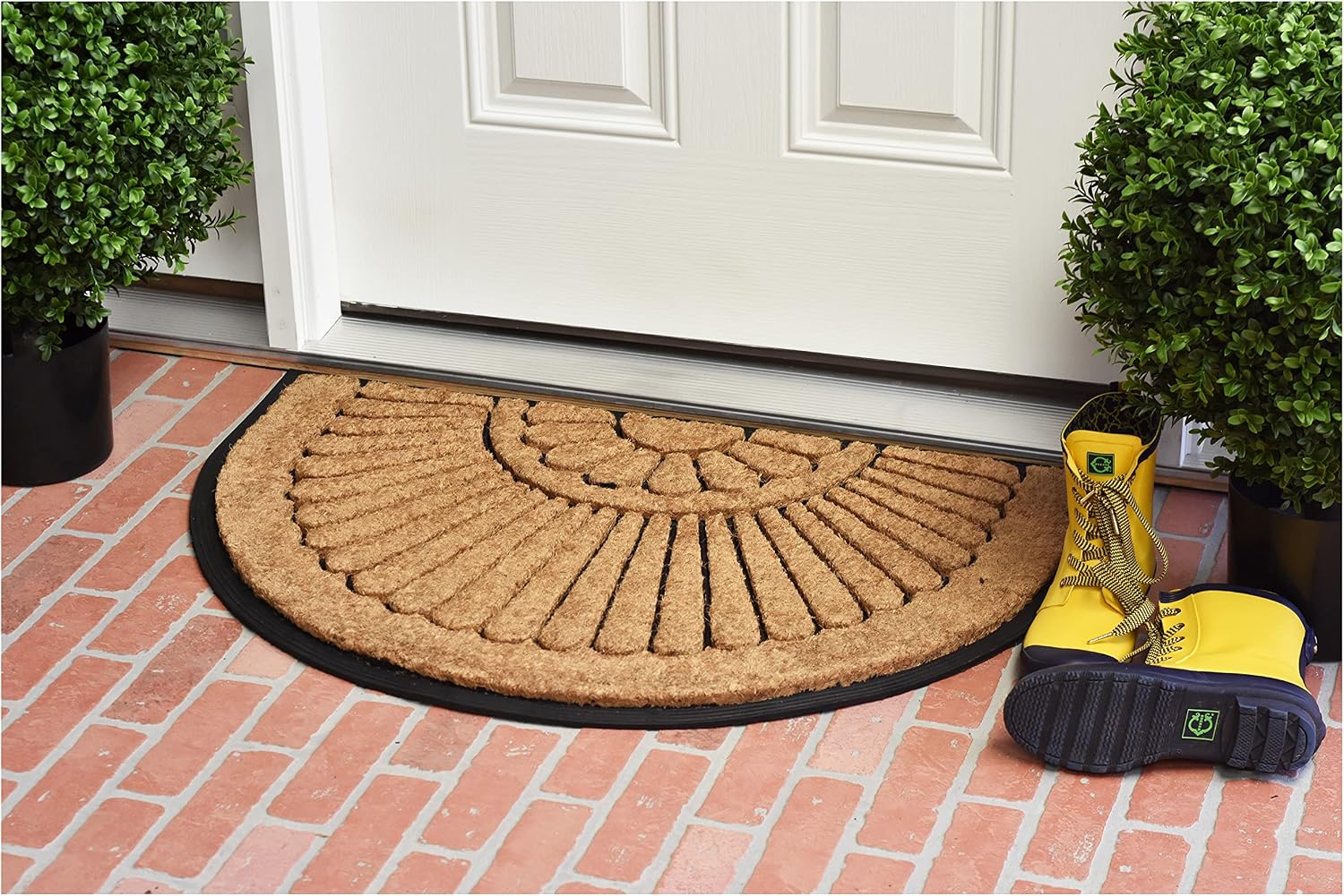 Mills Shell Coir Rubber Doormat
