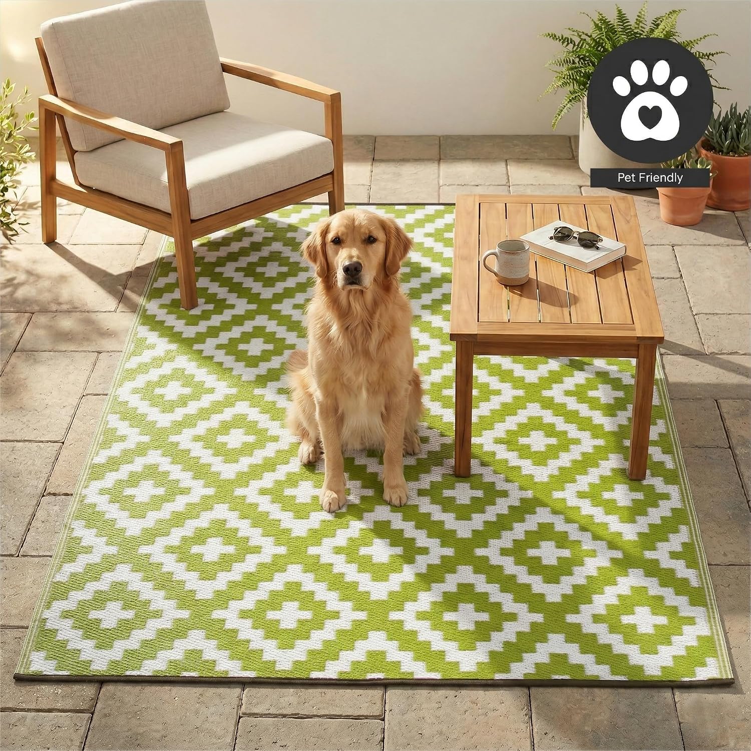 5x8 Green White Aztec Outdoor Rug