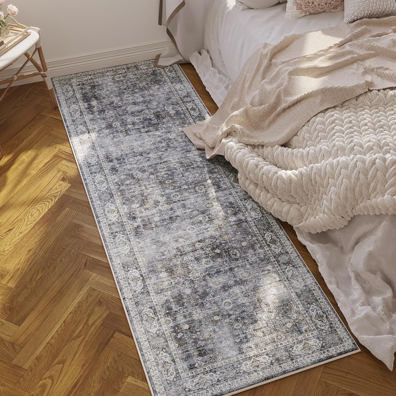2'6x8 Grey Brown Vintage Runner